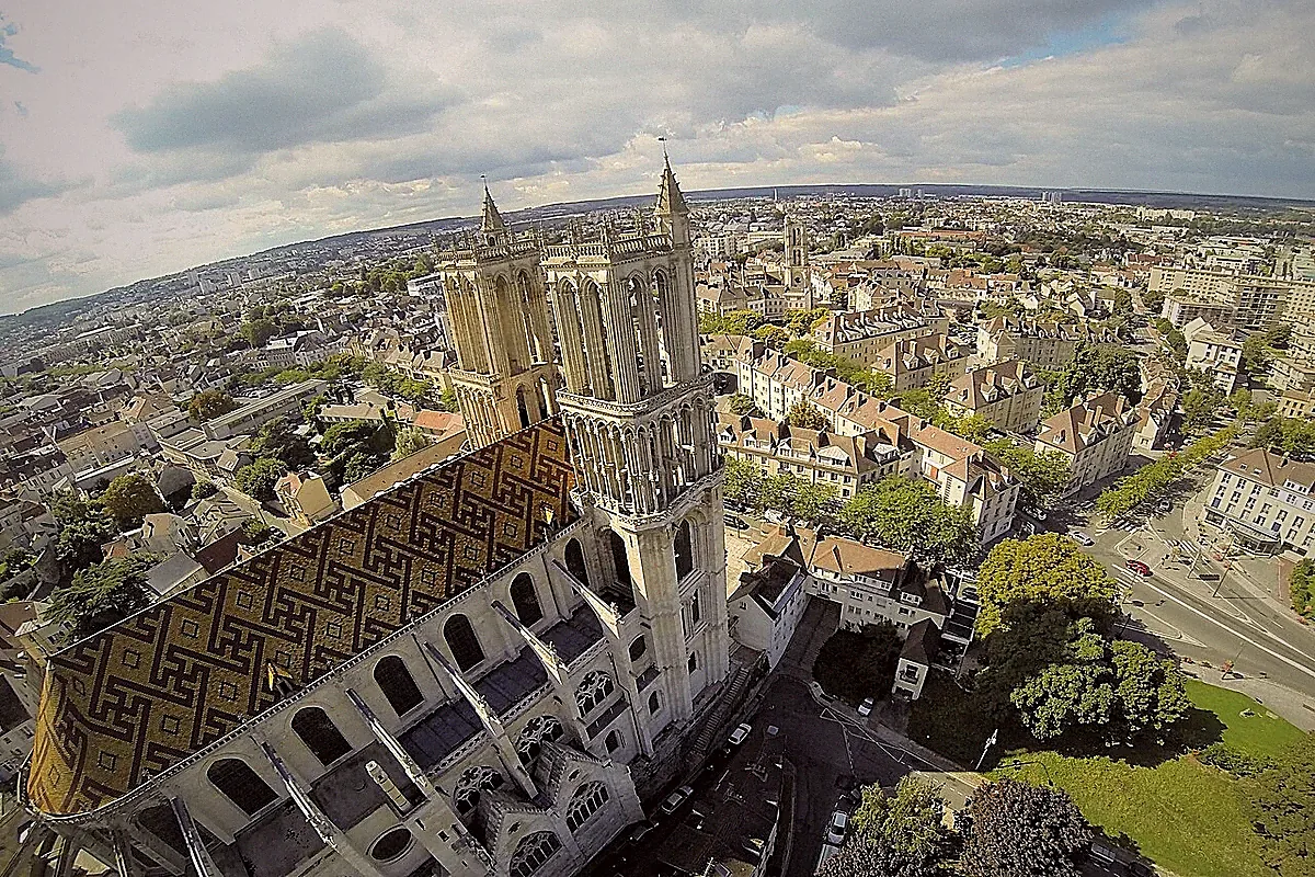 Mantes-la-Jolie — vue de la ville